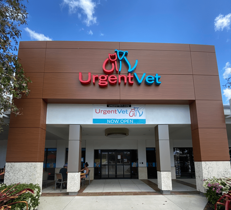 Featured image for post: UrgentVet Brings Urgent Care for Pets to Collier County