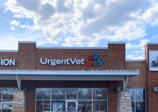 Featured image for post: UrgentVet Opens New Urgent Veterinary Care Clinic in Milwaukee – Clinic Boasts State-of-the-Art Equipment and Fear Free Pet Care