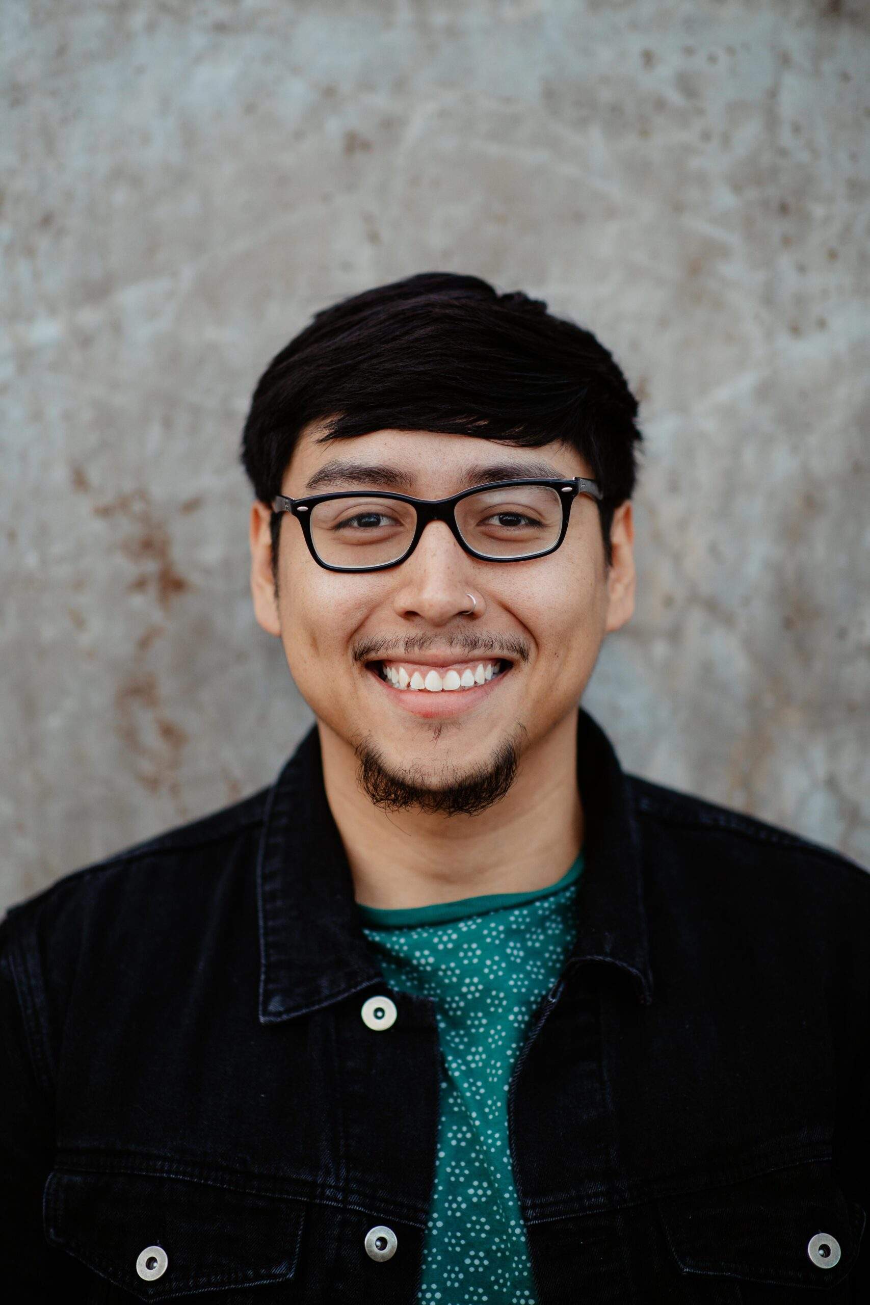 photo of Jonathan De Leon